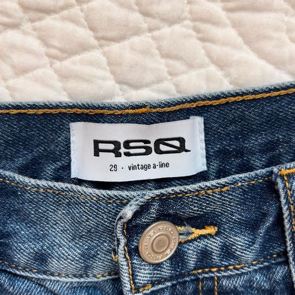 RSQ Tilly’s High Waisted shorts
Vintage A Line Waist 29 - Picture 3 of 3